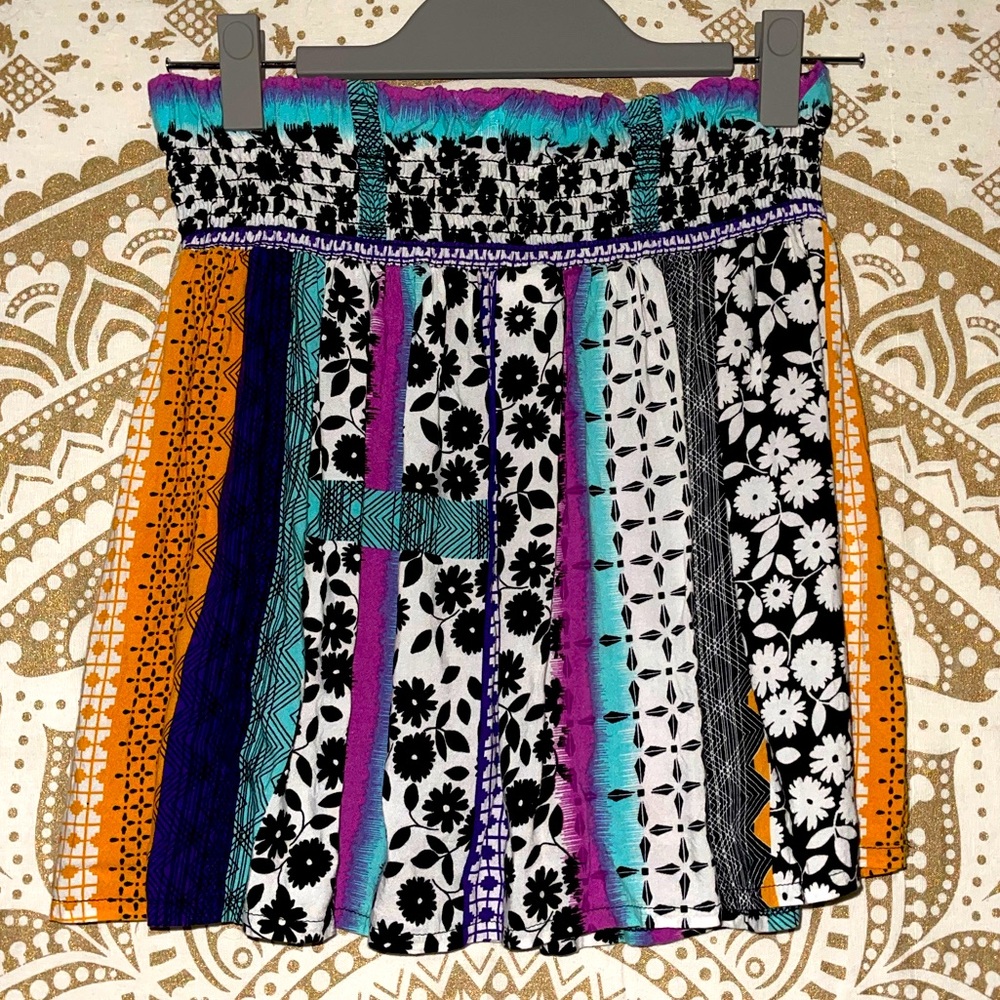 “JOE B” BY JOE BENBASSET LADIES MULTICOLOR FLORAL SKIRT…SIZE LARGE